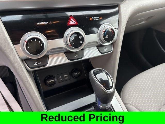 Hyundai Elantra SE 2019