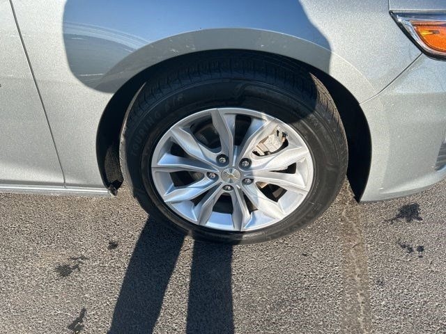 Chevrolet Malibu  2023