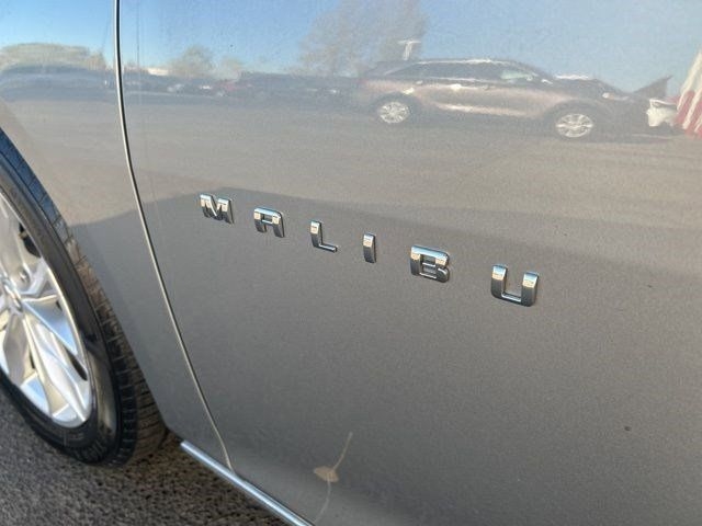 Chevrolet Malibu  2023