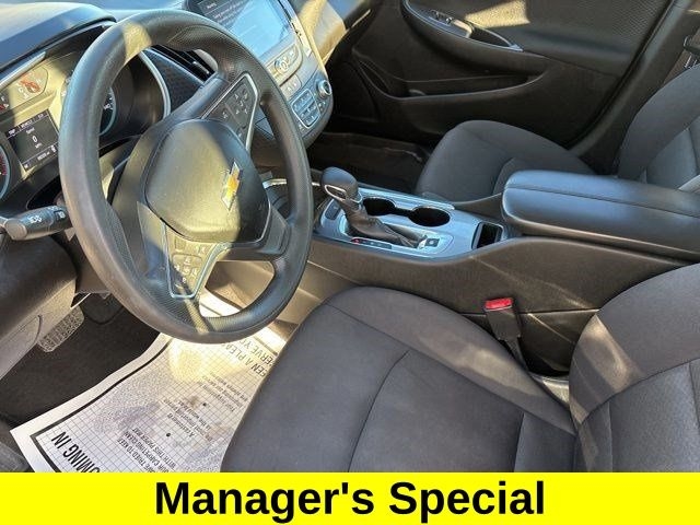 Chevrolet Malibu  2023