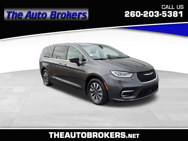 2022 Chrysler Pacifica Hybrid Touring L