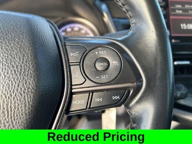 Toyota Camry SE 2022