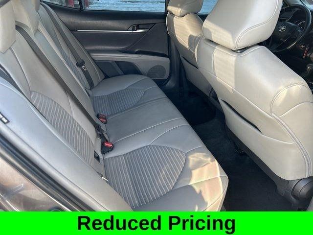 Toyota Camry SE 2022