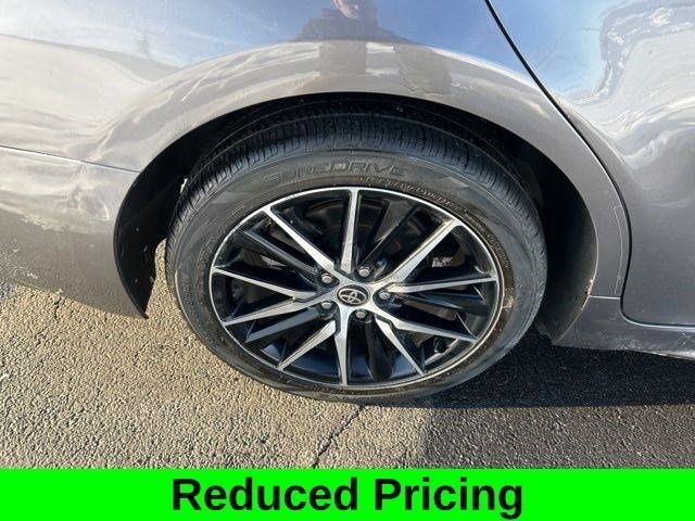 Toyota Camry SE 2022