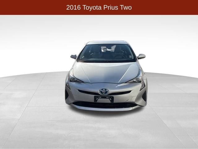 Toyota Prius Two 2016
