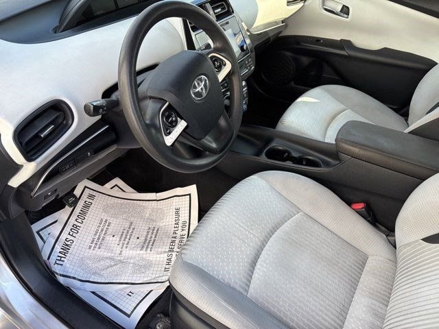 Toyota Prius Two 2016