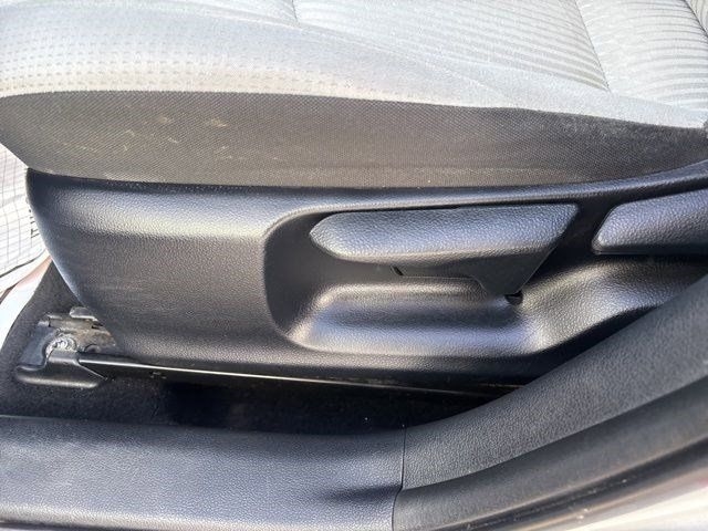 Toyota Prius Two 2016