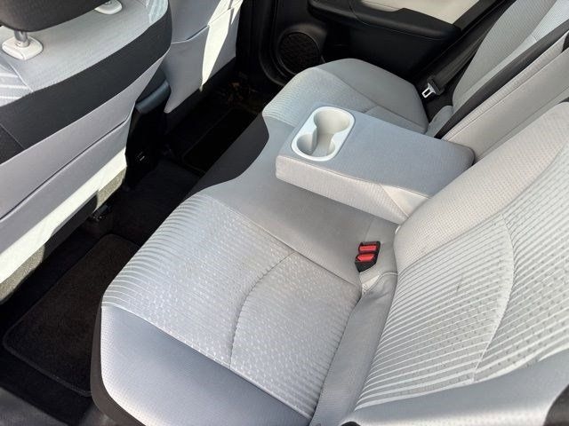 Toyota Prius Two 2016