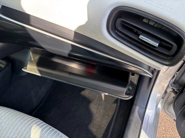 Toyota Prius Two 2016