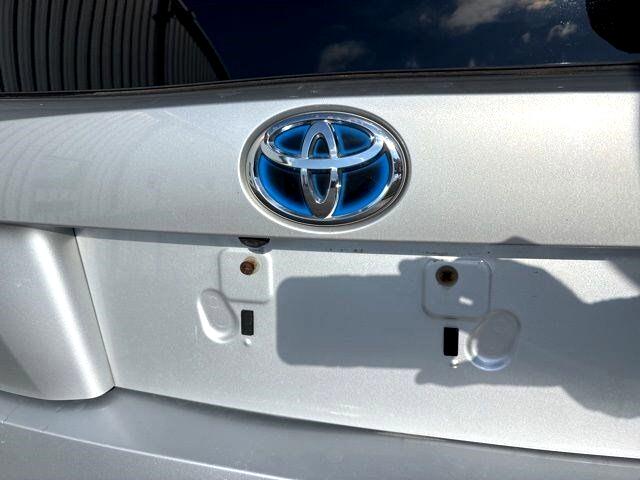 Toyota Prius Two 2016