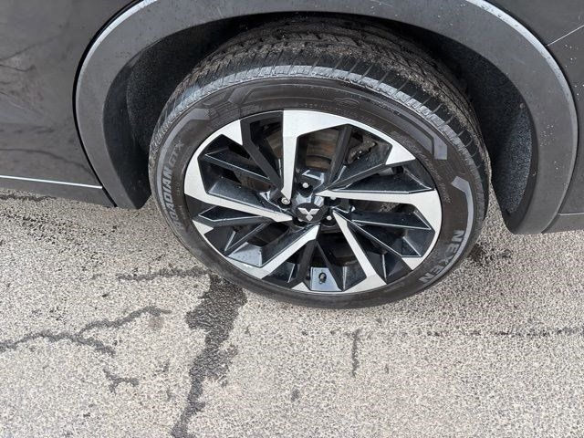 Mitsubishi Outlander SEL 4WD 2022