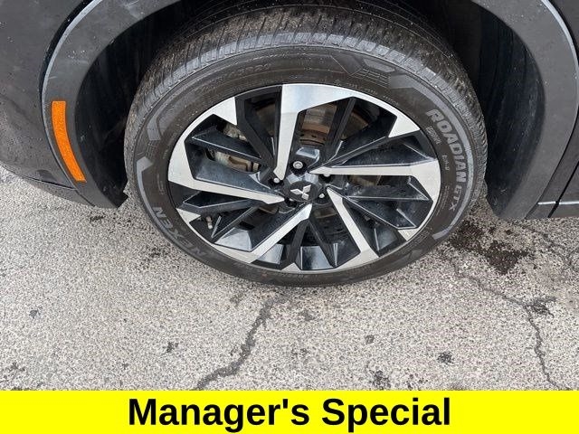 Mitsubishi Outlander SEL 4WD 2022