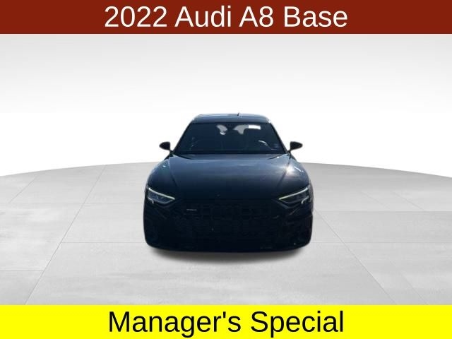 Audi A8  2022