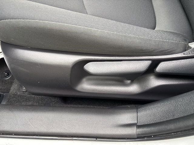 Toyota Corolla LE 2022