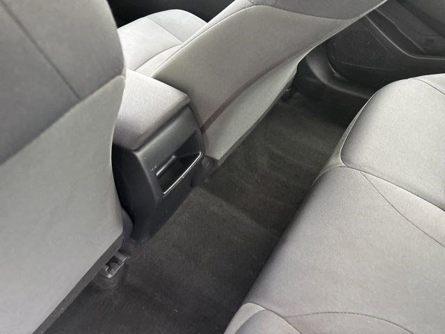 Toyota Corolla LE 2022