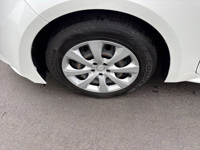 Toyota Corolla LE 2022