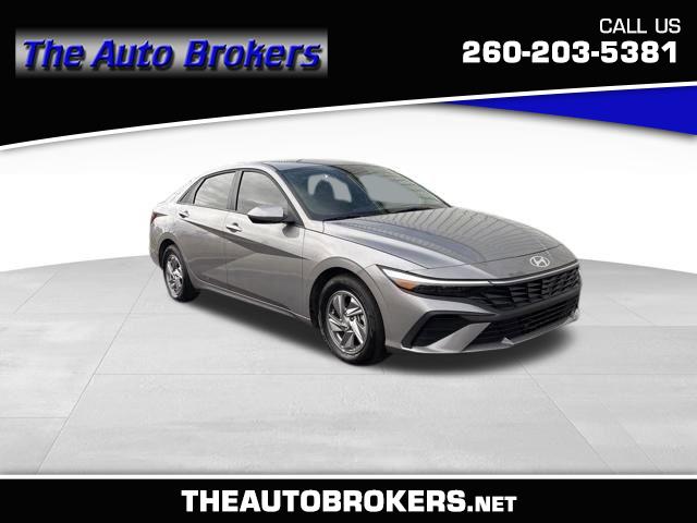 2025 Hyundai Elantra SE