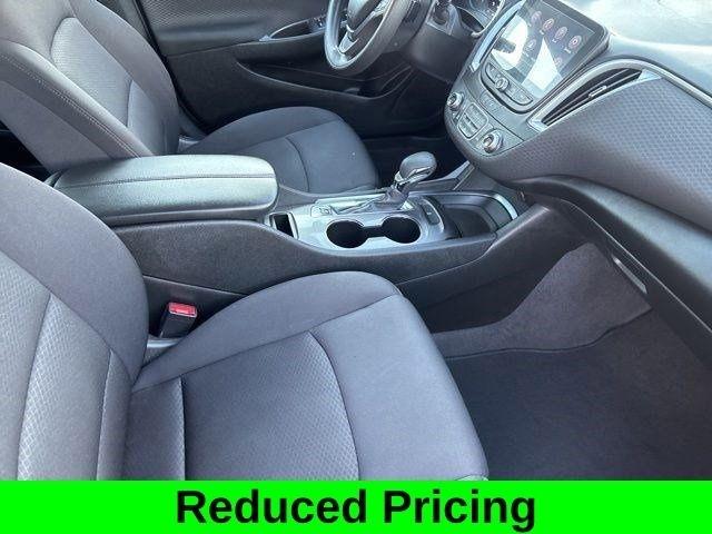 Chevrolet Malibu  2023