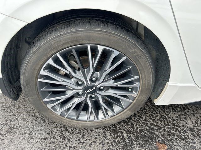 Kia Forte GT-Line 2023