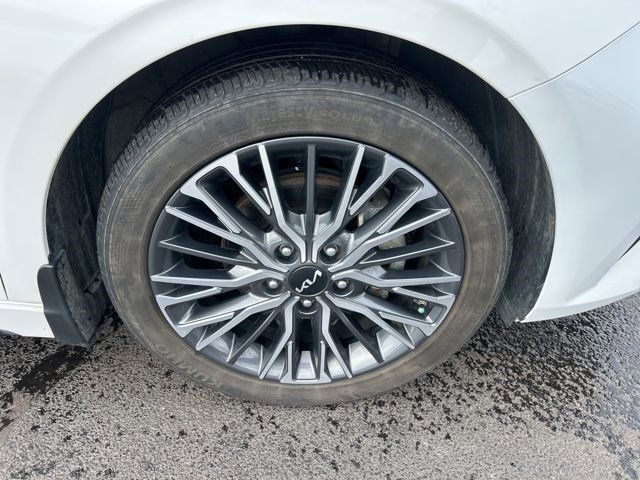 Kia Forte GT-Line 2023