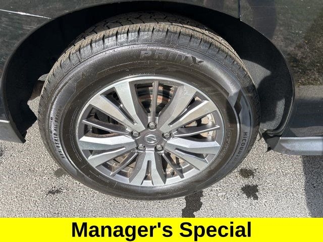 Nissan Pathfinder SL 4WD 2020