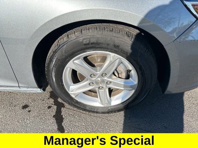 Chevrolet Malibu  2023