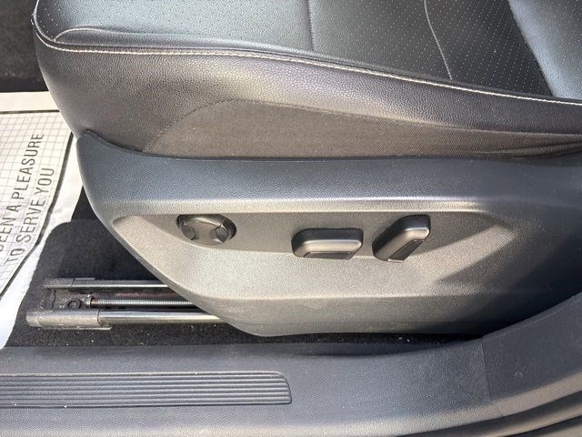 Volkswagen Tiguan  2021