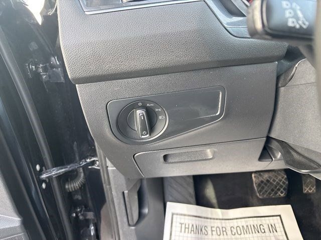 Volkswagen Tiguan  2021