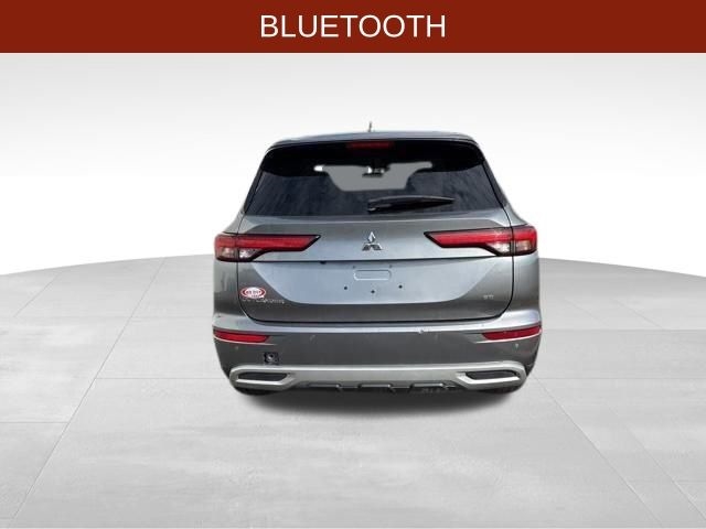 Mitsubishi Outlander SE 2024