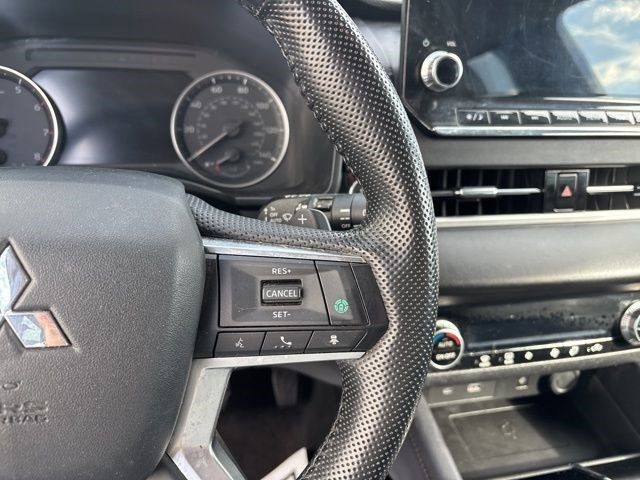 Mitsubishi Outlander SE 2024