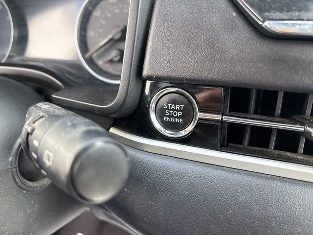 Mitsubishi Outlander SE 2024