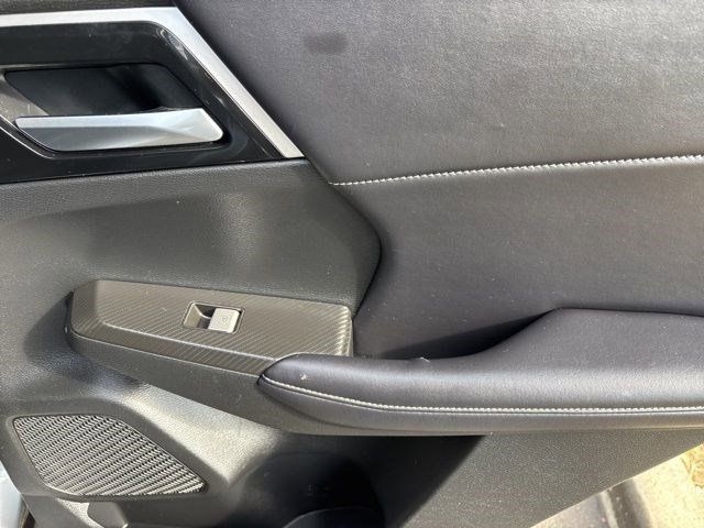 Mitsubishi Outlander SE 2024