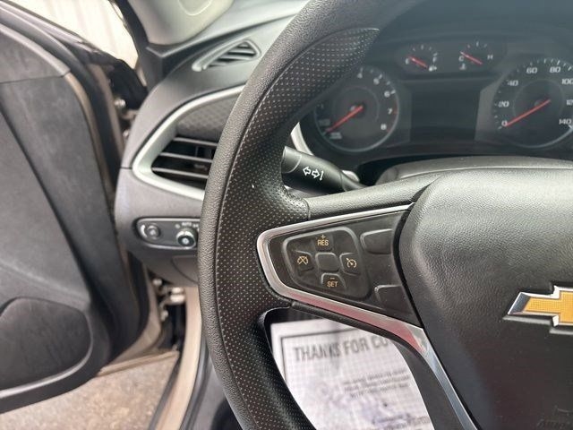 Chevrolet Malibu  2022