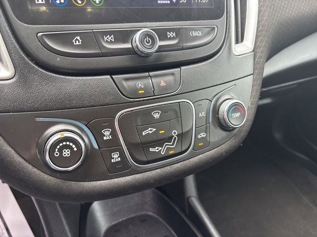 Chevrolet Malibu  2022