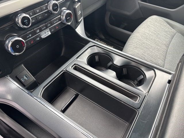 Ford F-150 XLT SuperCrew 4WD 2023