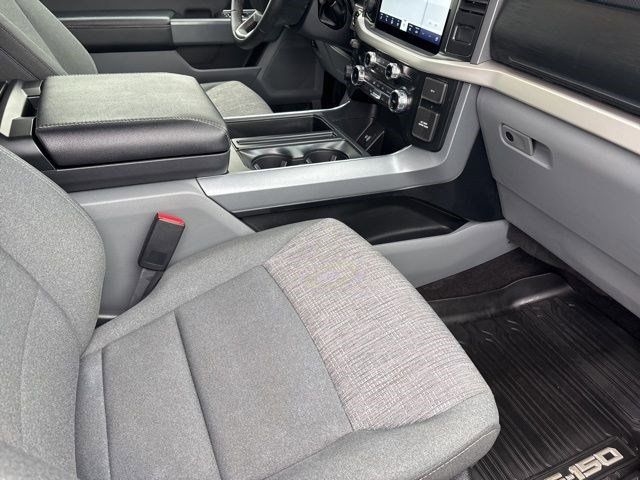 Ford F-150 XLT SuperCrew 4WD 2023