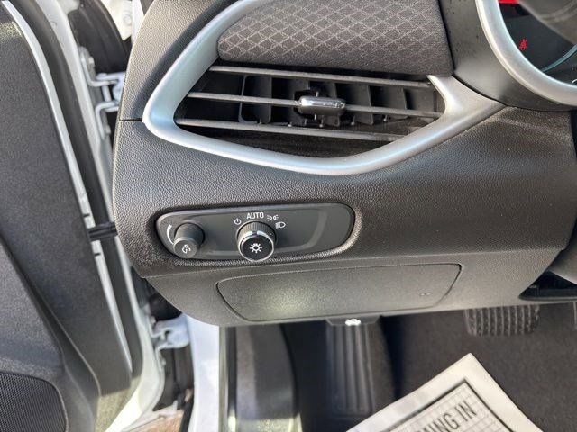 Chevrolet Malibu  2023