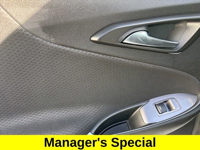 Chevrolet Malibu  2023