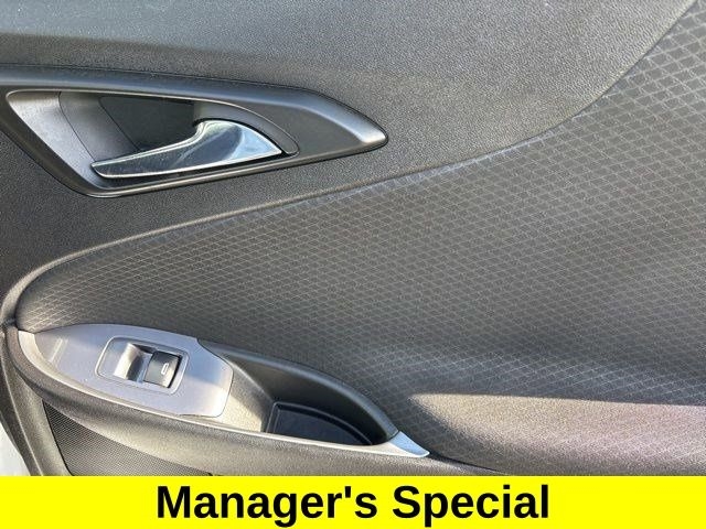 Chevrolet Malibu  2023