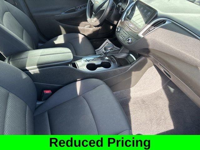 Chevrolet Malibu  2023