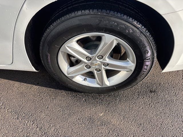 Chevrolet Malibu  2023