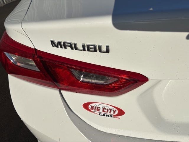 Chevrolet Malibu  2023