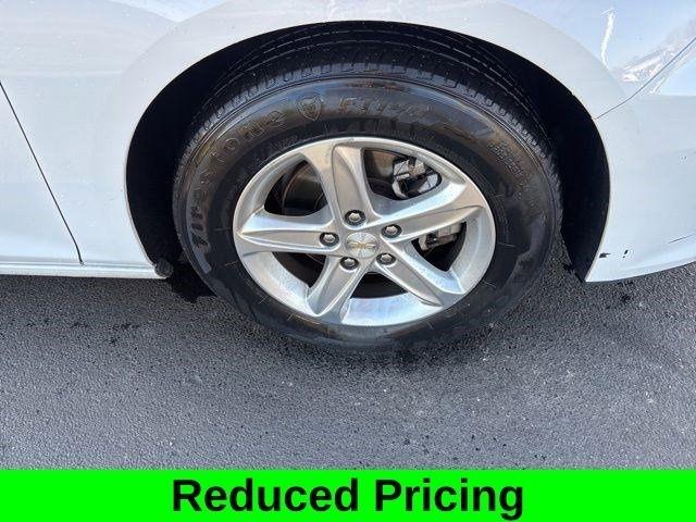 Chevrolet Malibu  2023