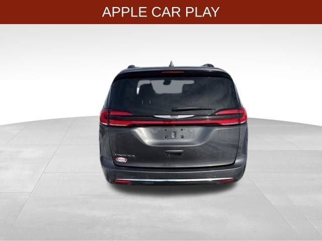 Chrysler Pacifica Touring 2022