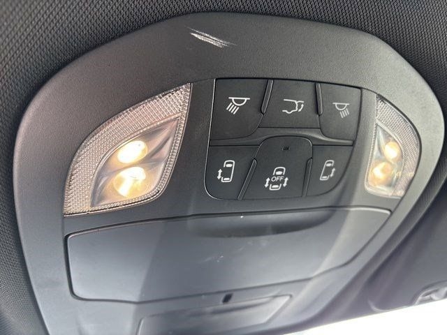 Chrysler Pacifica Touring 2022