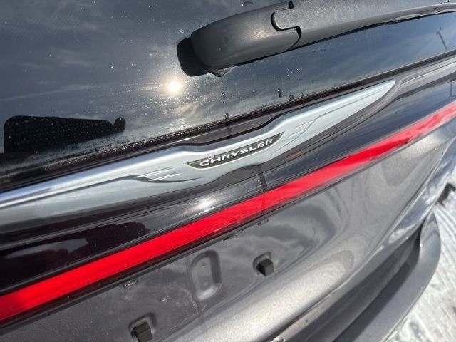 Chrysler Pacifica Touring 2022