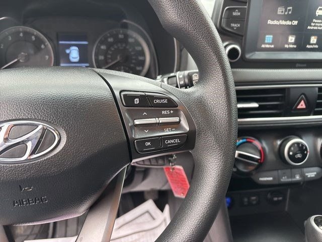 Hyundai Kona SE 2021