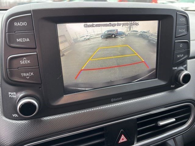 Hyundai Kona SE 2021