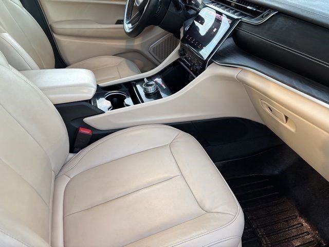 Jeep Grand Cherokee L Limited 4WD 2021