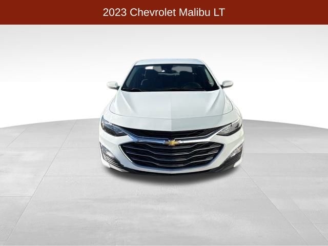 Chevrolet Malibu  2023